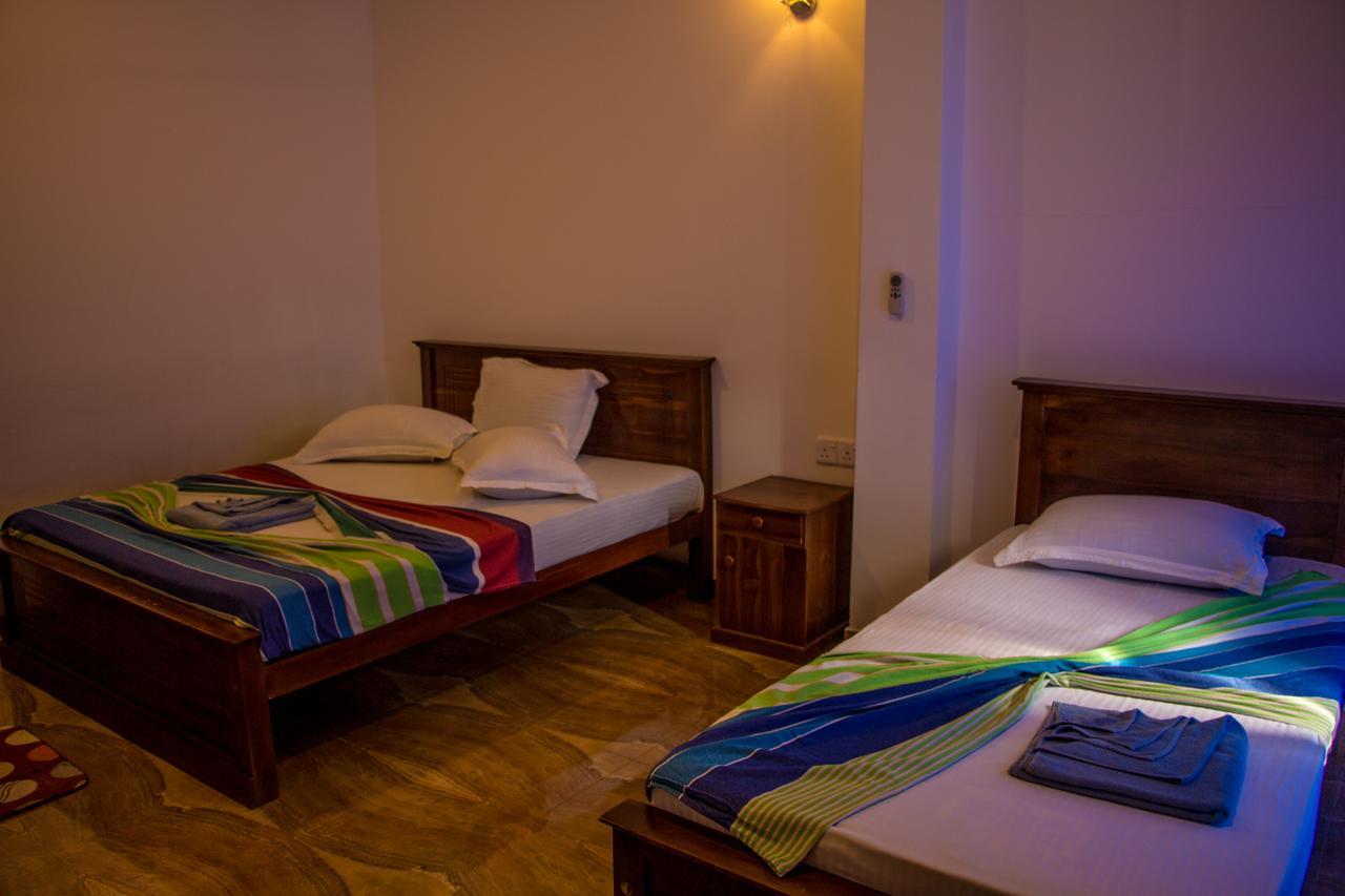 Adventure Base Camp Hotel Kitulgala Bagian luar foto