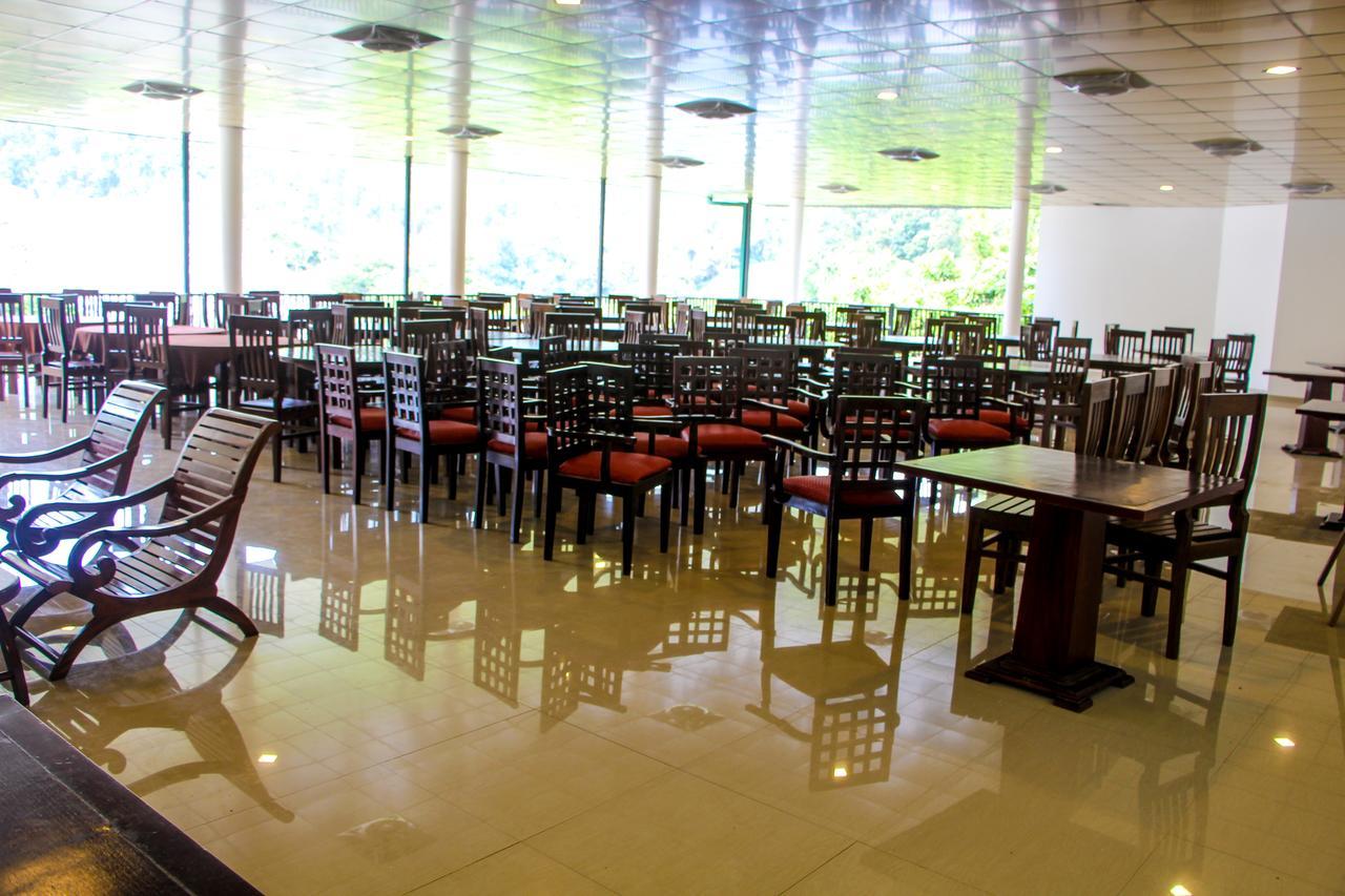Adventure Base Camp Hotel Kitulgala Bagian luar foto