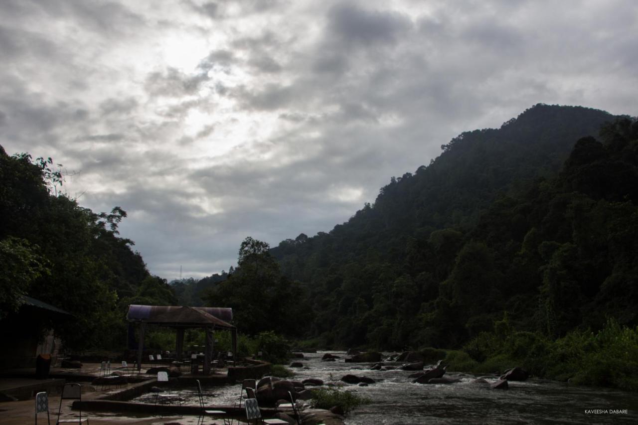 Adventure Base Camp Hotel Kitulgala Bagian luar foto